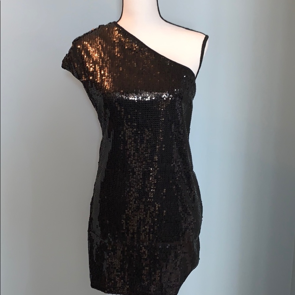 Tart Sequin One-Shoulder Dress